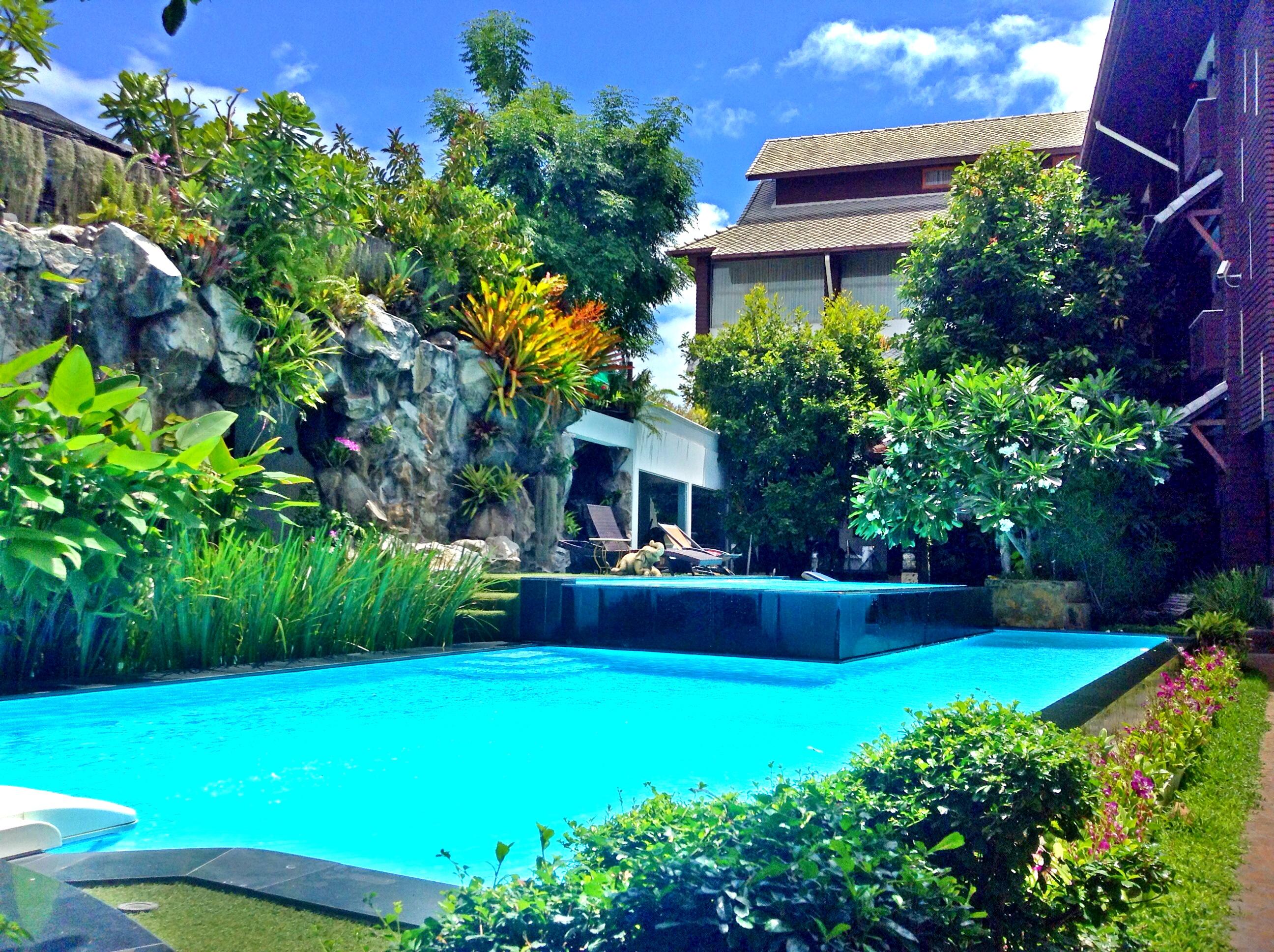 Kodchasri Thani Hotel Chiangmai Чиангмай Екстериор снимка