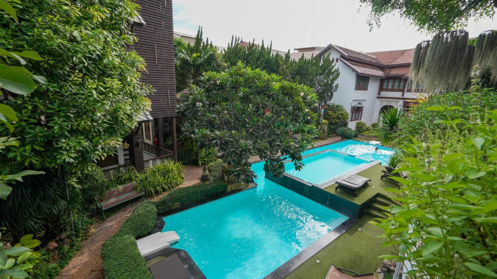 Kodchasri Thani Hotel Chiangmai Чиангмай Екстериор снимка