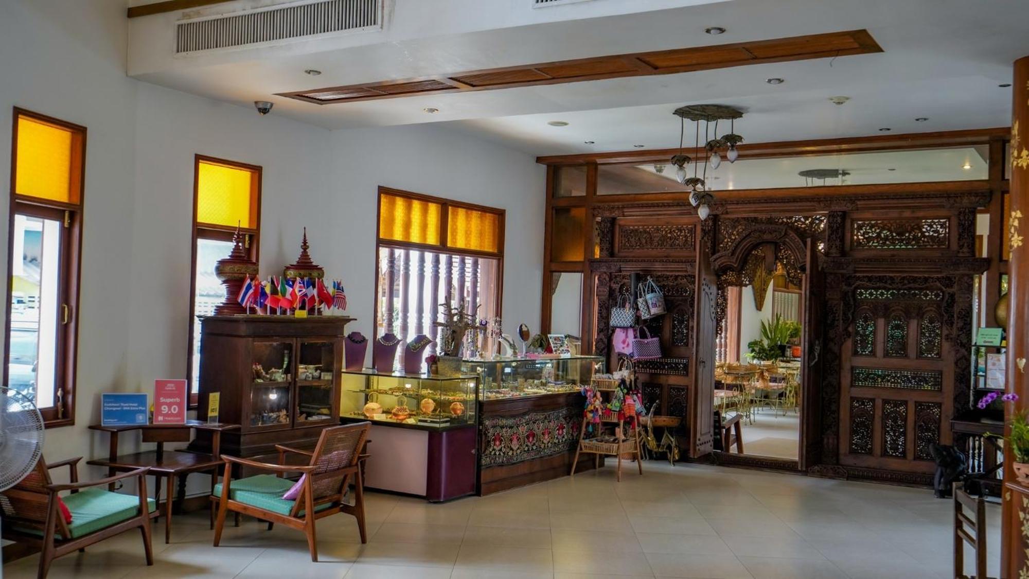 Kodchasri Thani Hotel Chiangmai Чиангмай Екстериор снимка