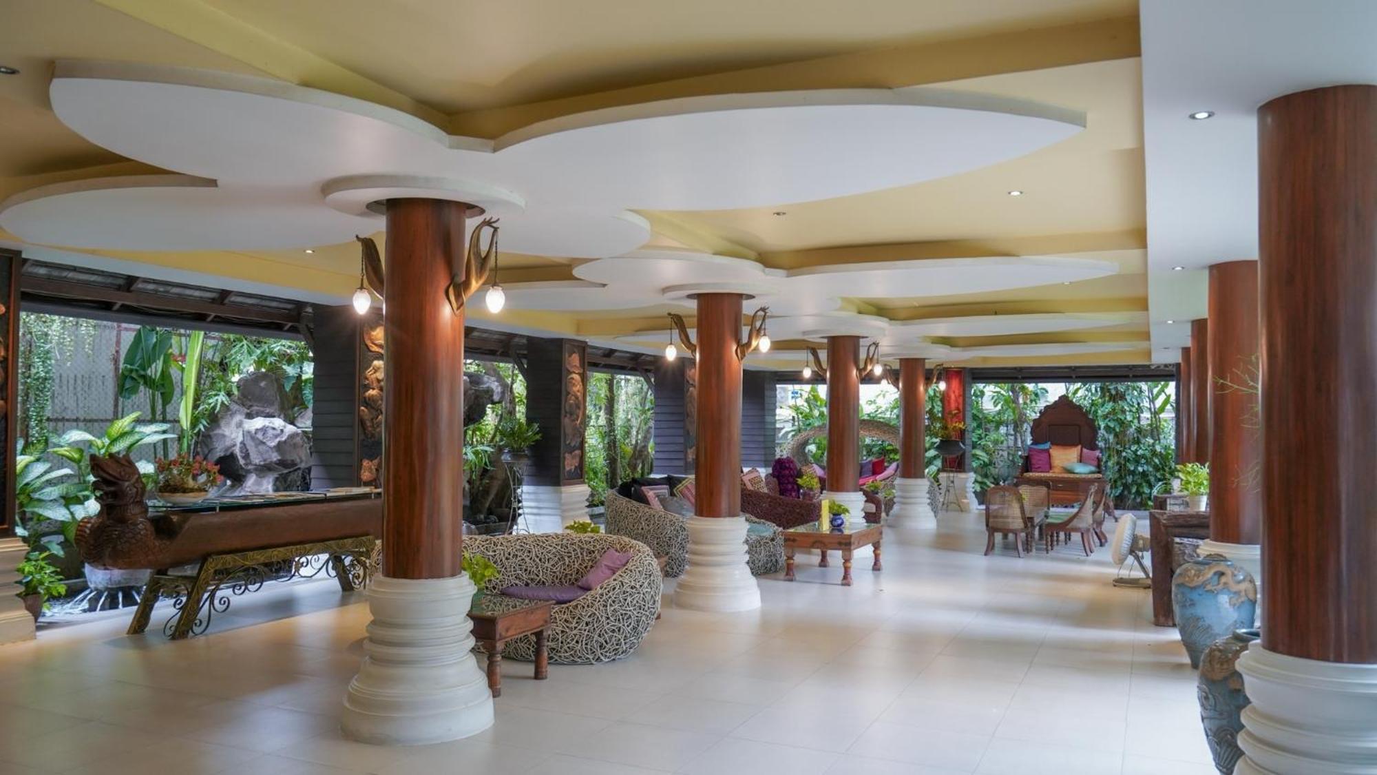 Kodchasri Thani Hotel Chiangmai Чиангмай Екстериор снимка